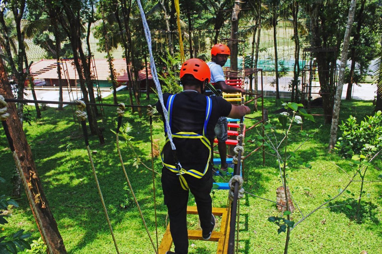 Cs County Resort Sakleshpur Dış mekan fotoğraf