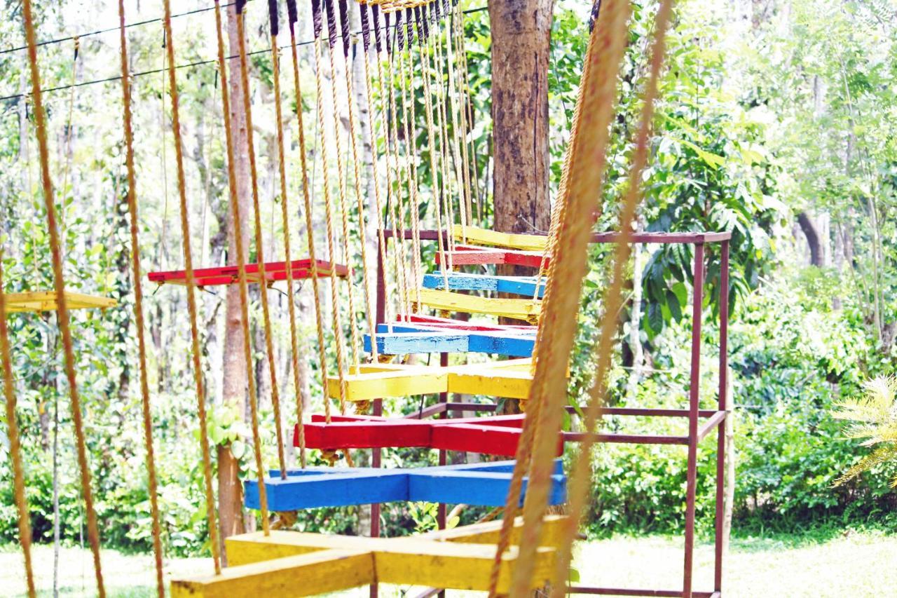 Cs County Resort Sakleshpur Dış mekan fotoğraf