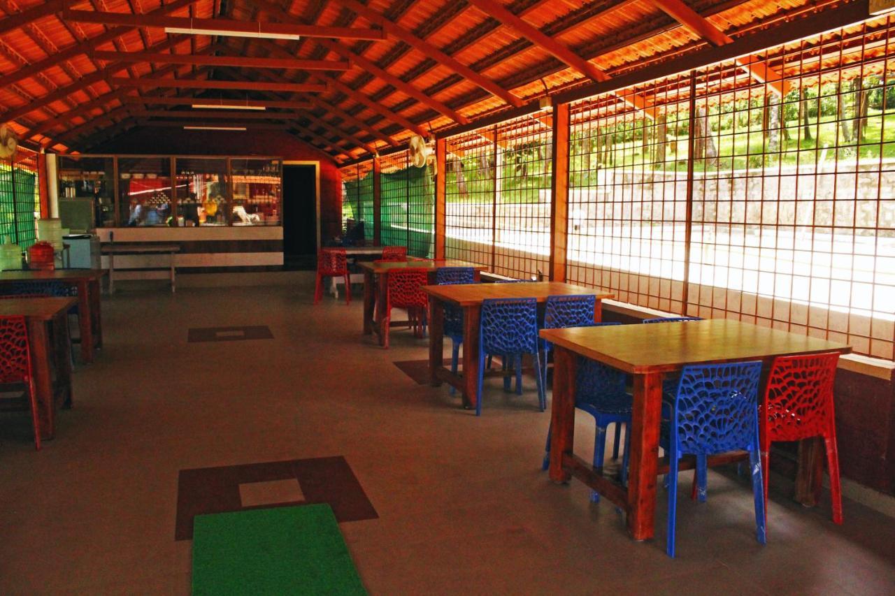 Cs County Resort Sakleshpur Dış mekan fotoğraf