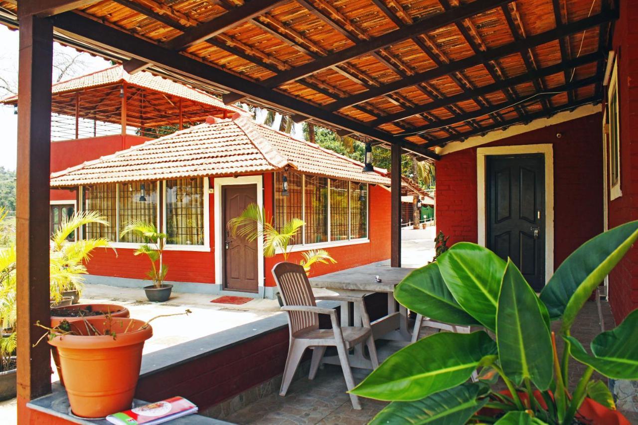 Cs County Resort Sakleshpur Dış mekan fotoğraf