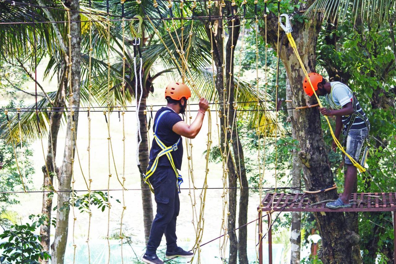 Cs County Resort Sakleshpur Dış mekan fotoğraf
